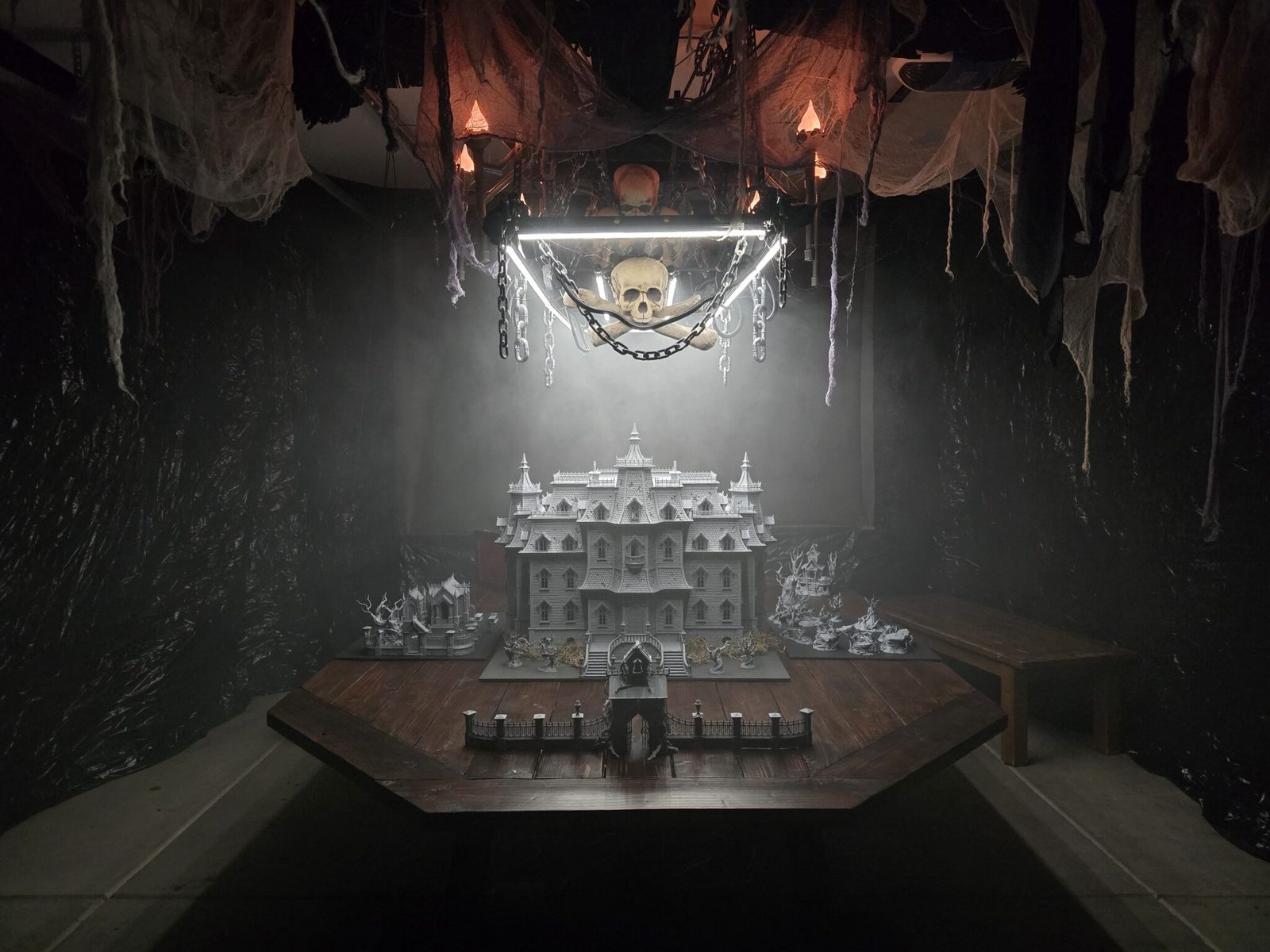 Inside Hill House Horror, 2024